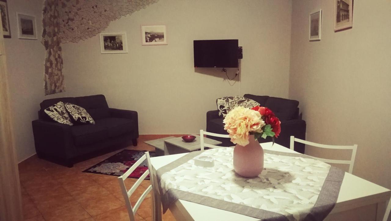 Dimora Donna Carmela Apartamento Nápoles Exterior foto