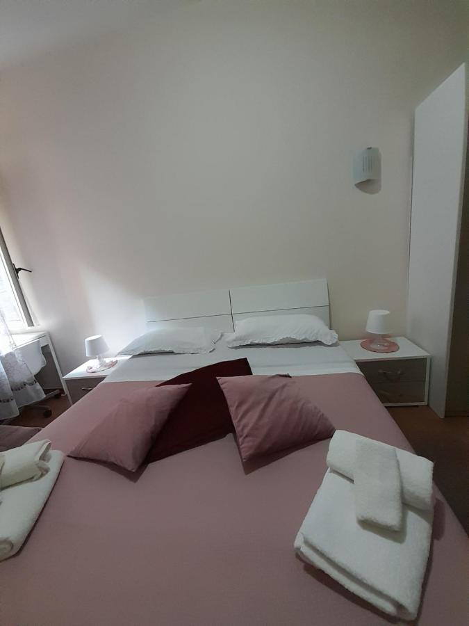 Dimora Donna Carmela Apartamento Nápoles Exterior foto